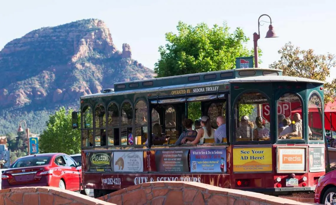 Sedona-trolley_274937984-4web